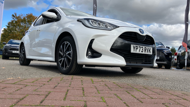 Toyota Yaris 1.5 Hybrid Design 5dr CVT Hybrid Hatchback